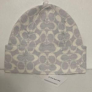 NWT  Coach Women’s Signature Logo Shimmer Star Print Beanie